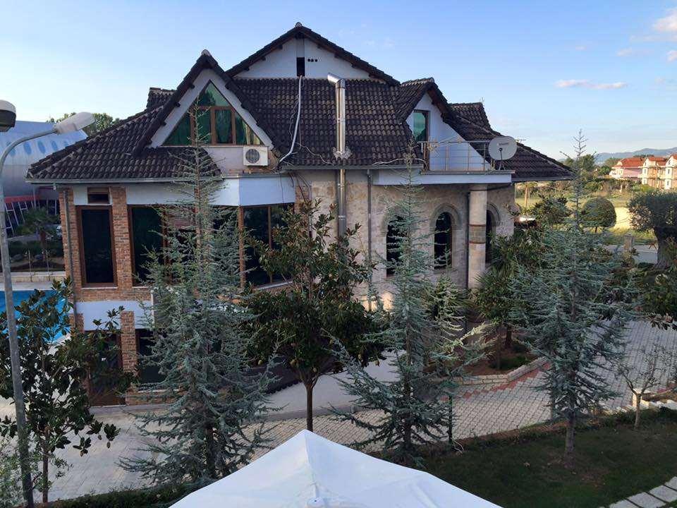 Rinas Hotel Vila Aeroport מראה חיצוני תמונה